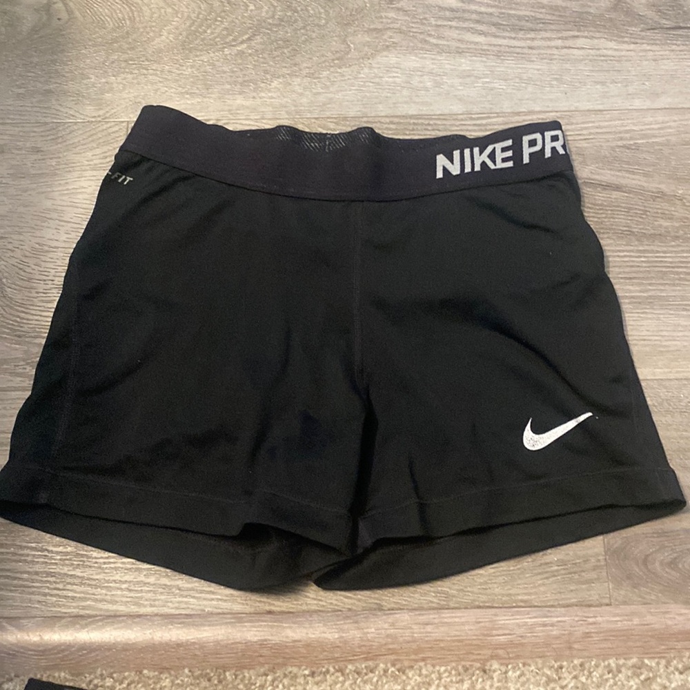 Nike pro